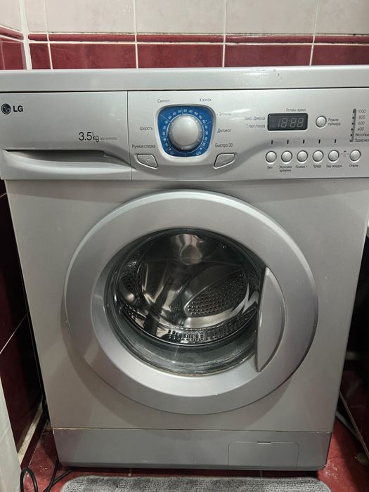 Продам стиральную машину