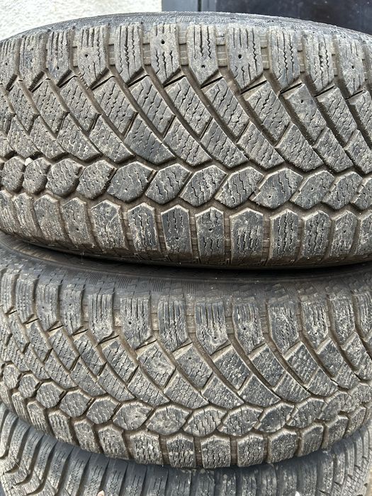 215 65 r16 iarnă Ford Kuga