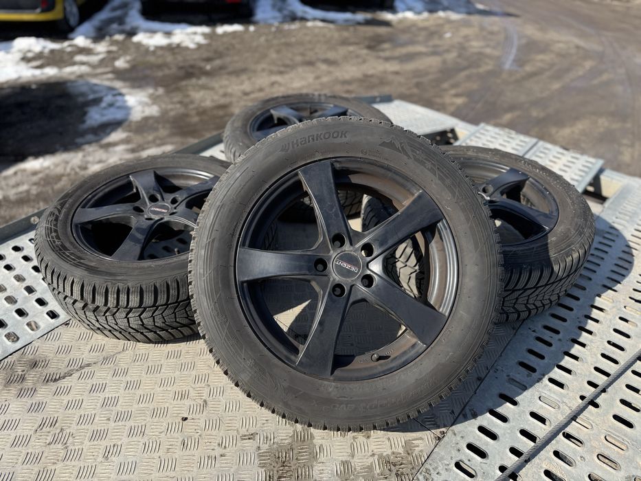 Лети джанти с зимни гуми Hankook 235 55 17 ДОТ 24