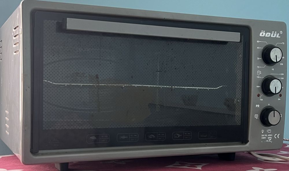 Духовка сотилади