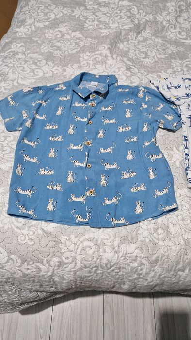 Set de 2 cămăși băieți mărimea 104/110