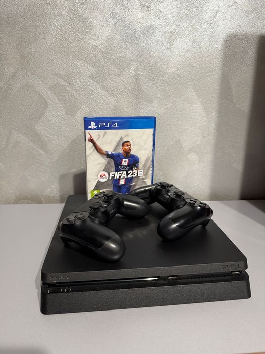 Playstation 4 Slim