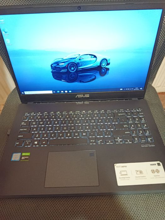 Laptop GTX 1650 cpu i5 9300H ssd 512gb baterie 3 ore