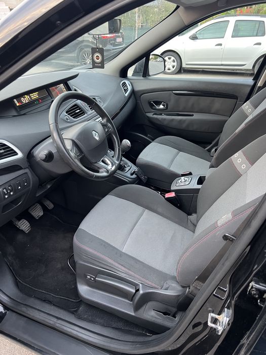 Renault Grand Scenic  2014 - 1.5 Dci - 110 CP - Euro 5
