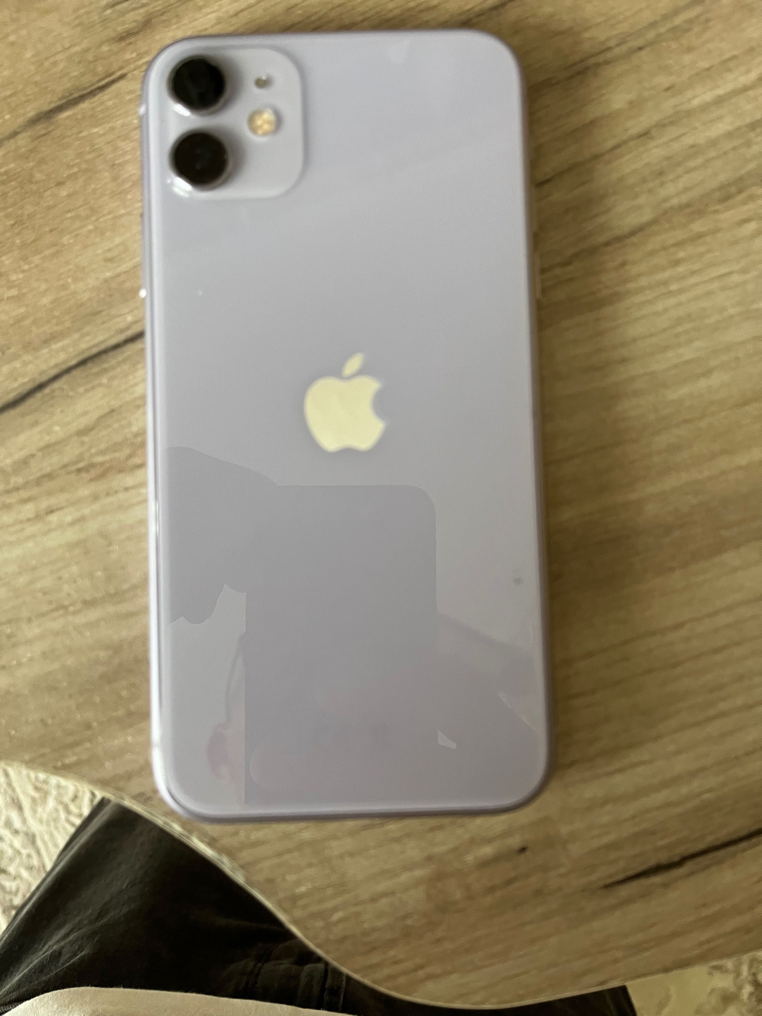 Iphone 11,64GB,Purple