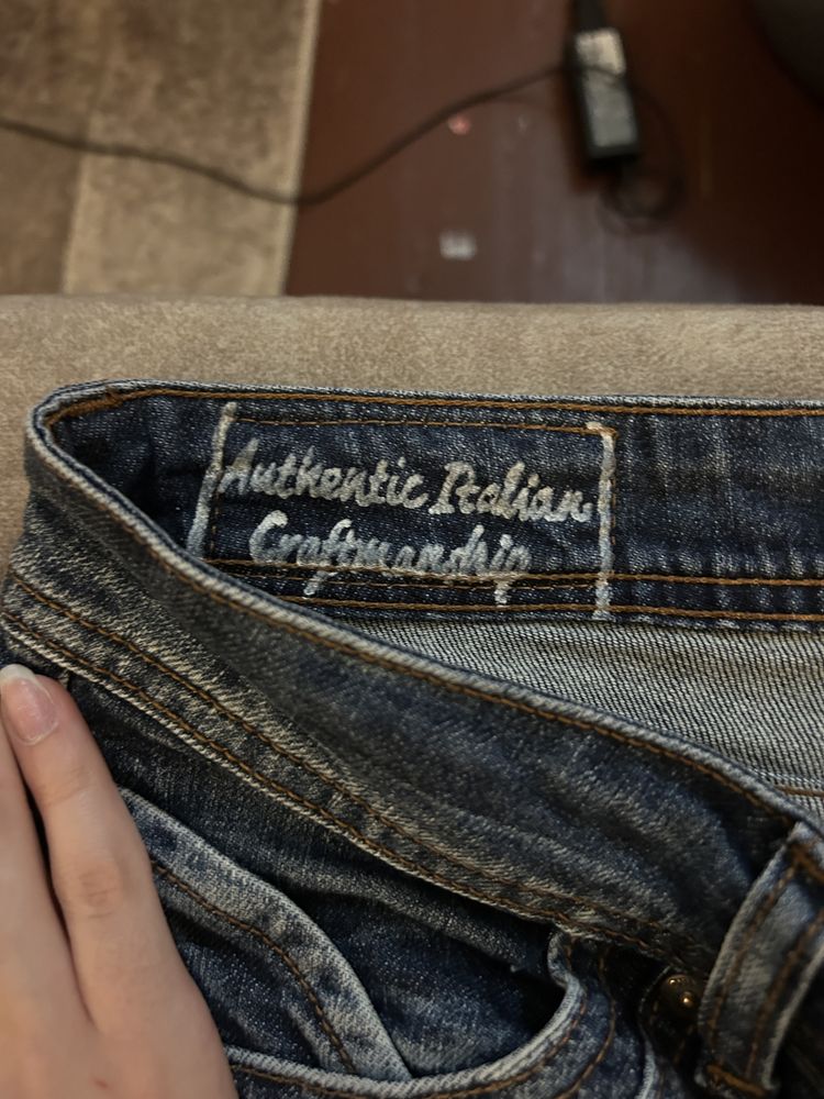 low rise flared jeans