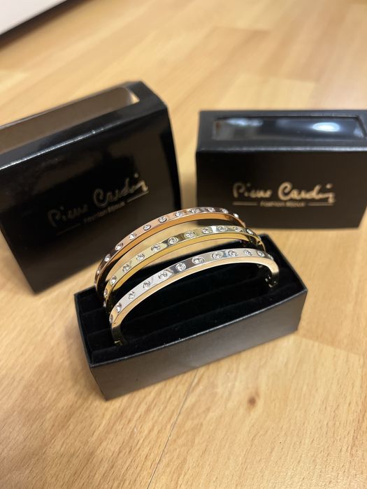 Комплект 3 гривни Pierre Cardin с кристали