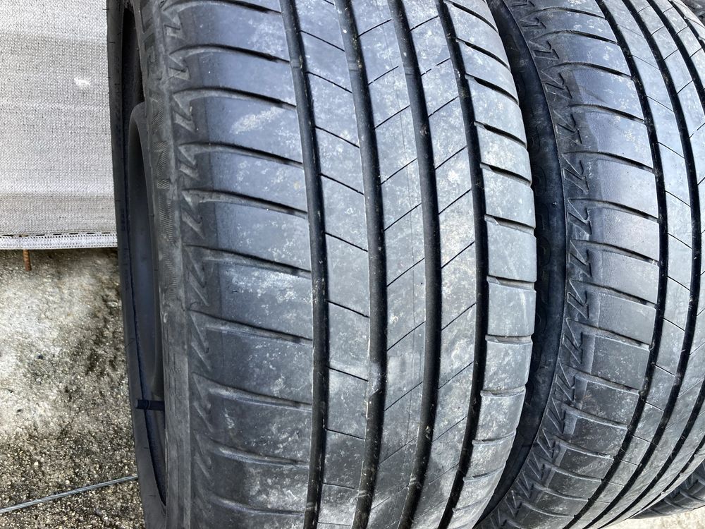 4бр. Джанти с летни гуми от TOYOTA 205/55 R16цола BRIDGESTONE 5x114.3