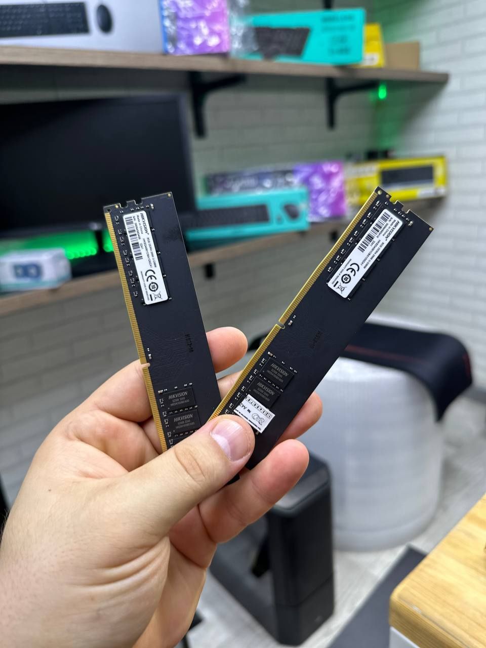 Оперативная память ОЗУ 8 Гигабайт Gb DDR4 для ПК