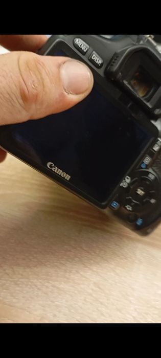 Vând aparat foto canon