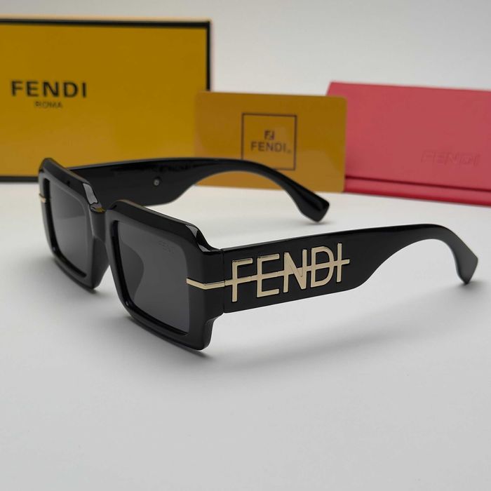 Слънчеви очила Fendi Bold Square Big Logo нови черно и бяло UV400 CE