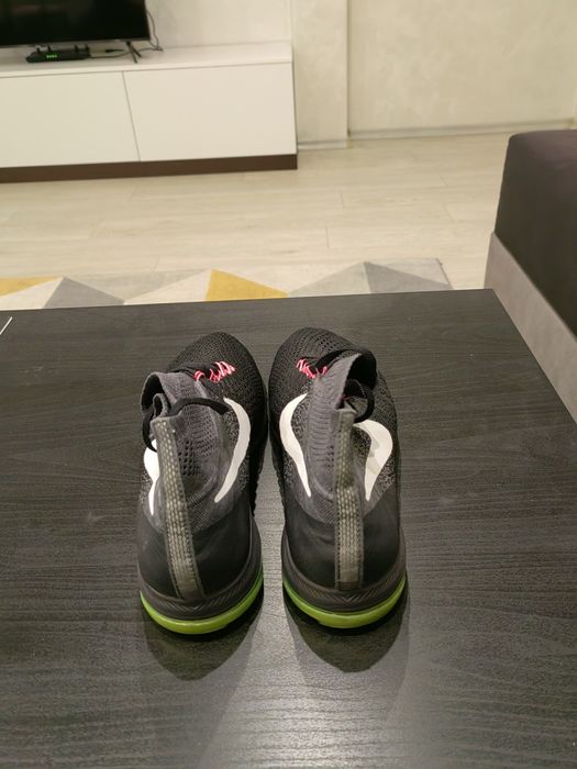 Nike zoom all out 42.5