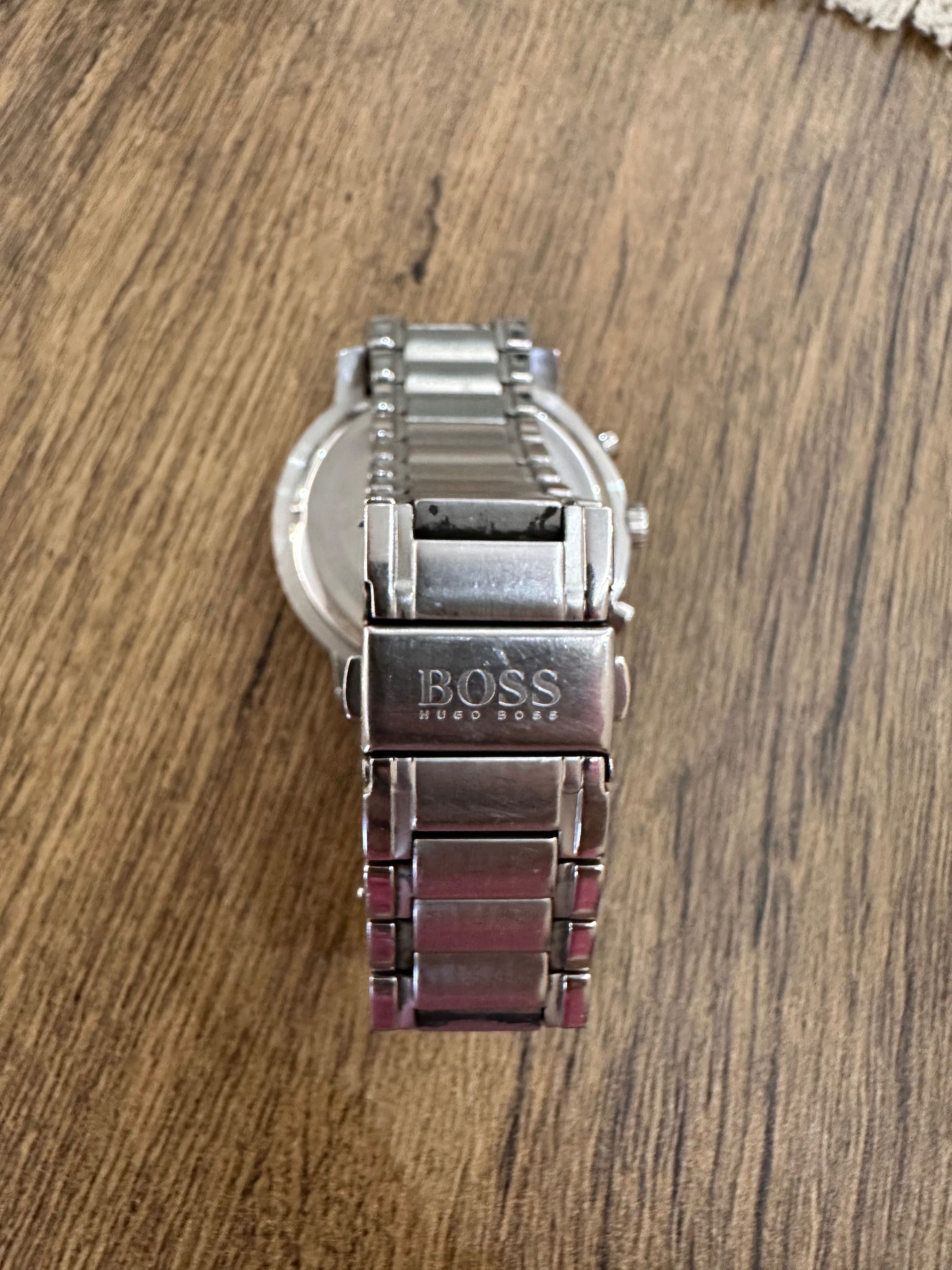 Часовник Hugo Boss