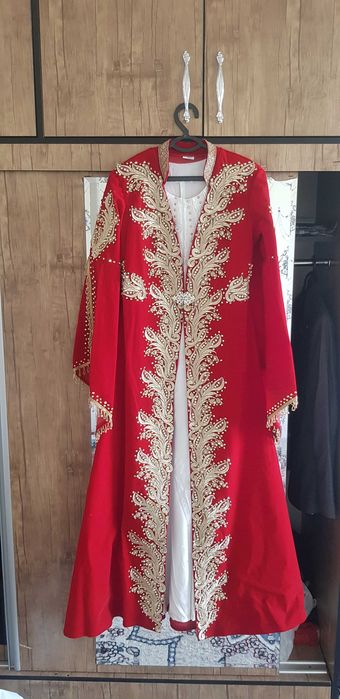 Ansanbil yangi bir ikki Marta kiyilgan