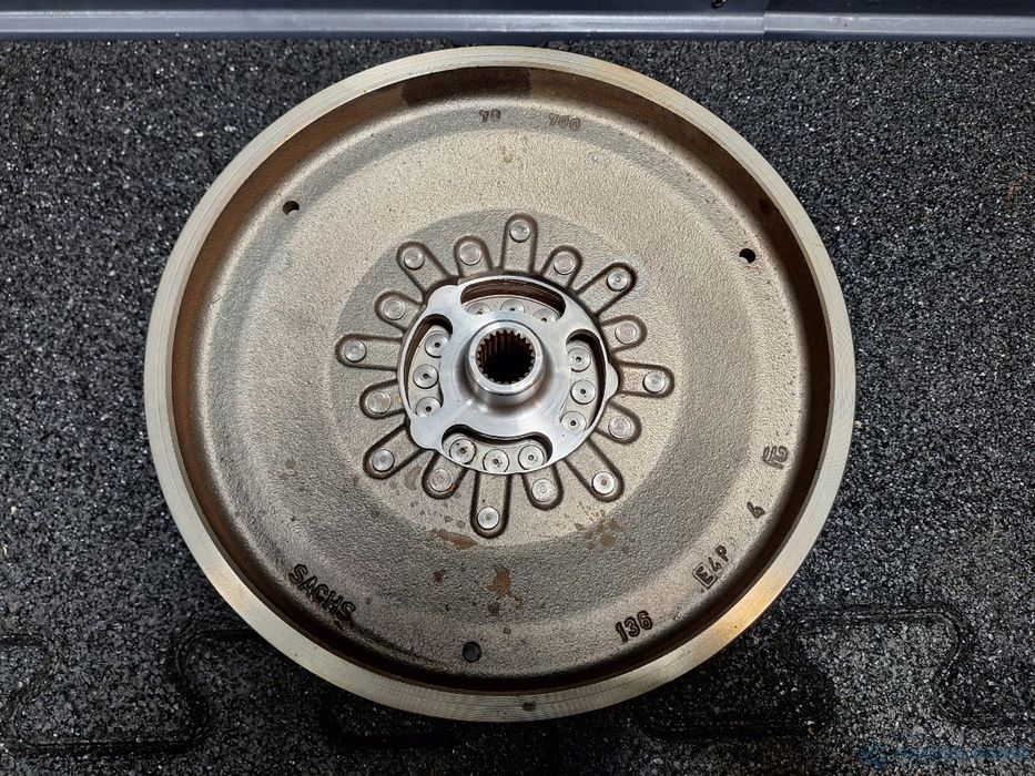 Volanta AUDI A4 IV Avant (8K5, B8) [ 2007 - 2015 ] TDI (CJCD, CMFB, CS