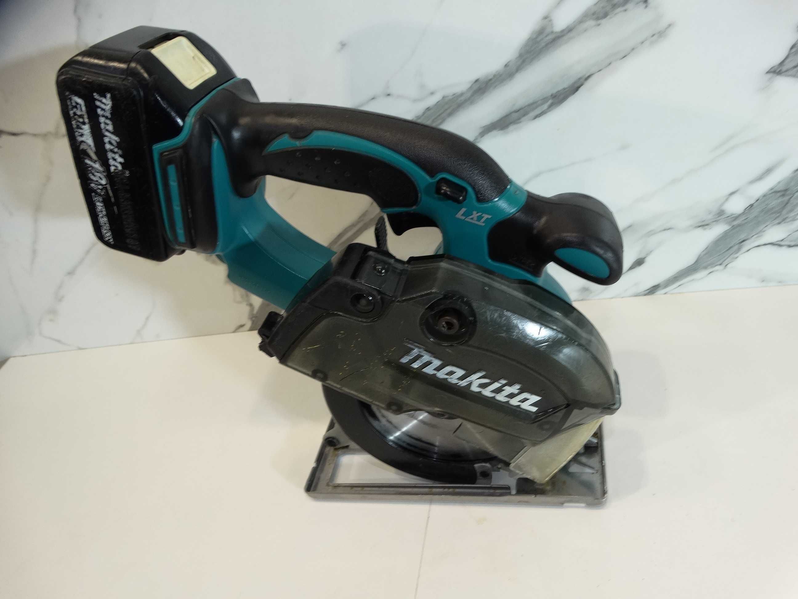 Makita DCS 552 - Циркуляр за метал