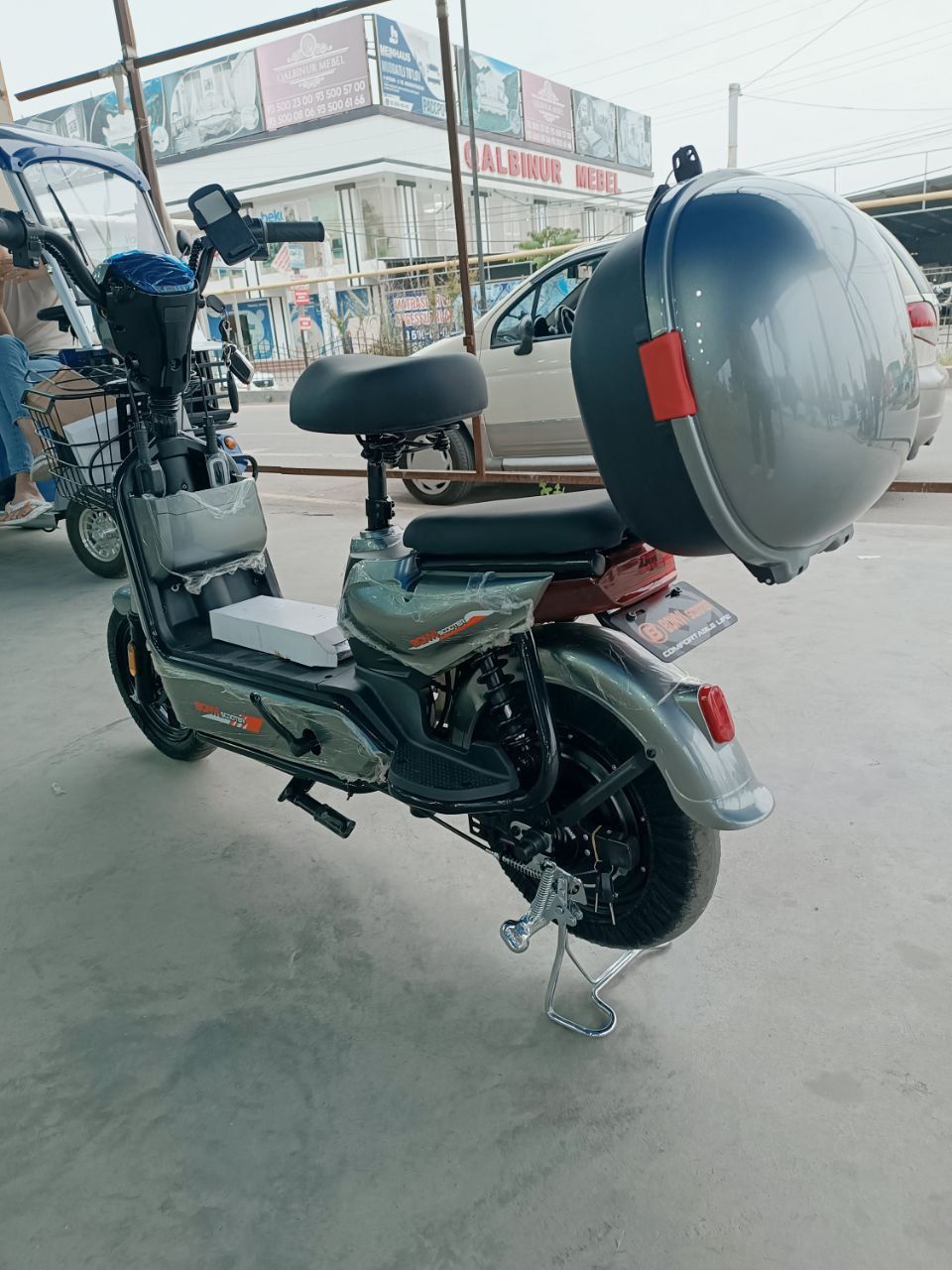 Elektro skuter 40 50 tezlik  skidkada + dastavka