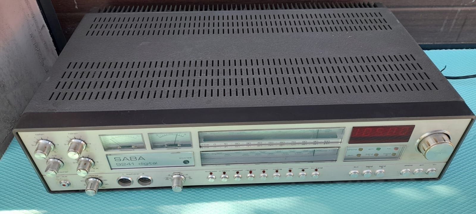 Statie / amplificator profesional audio Saba 9241 digital tuner