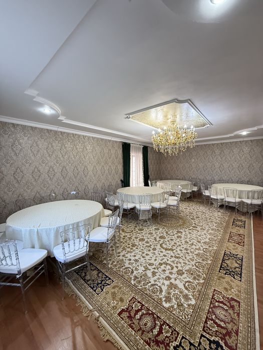 Аренда стульев | столов кьявари