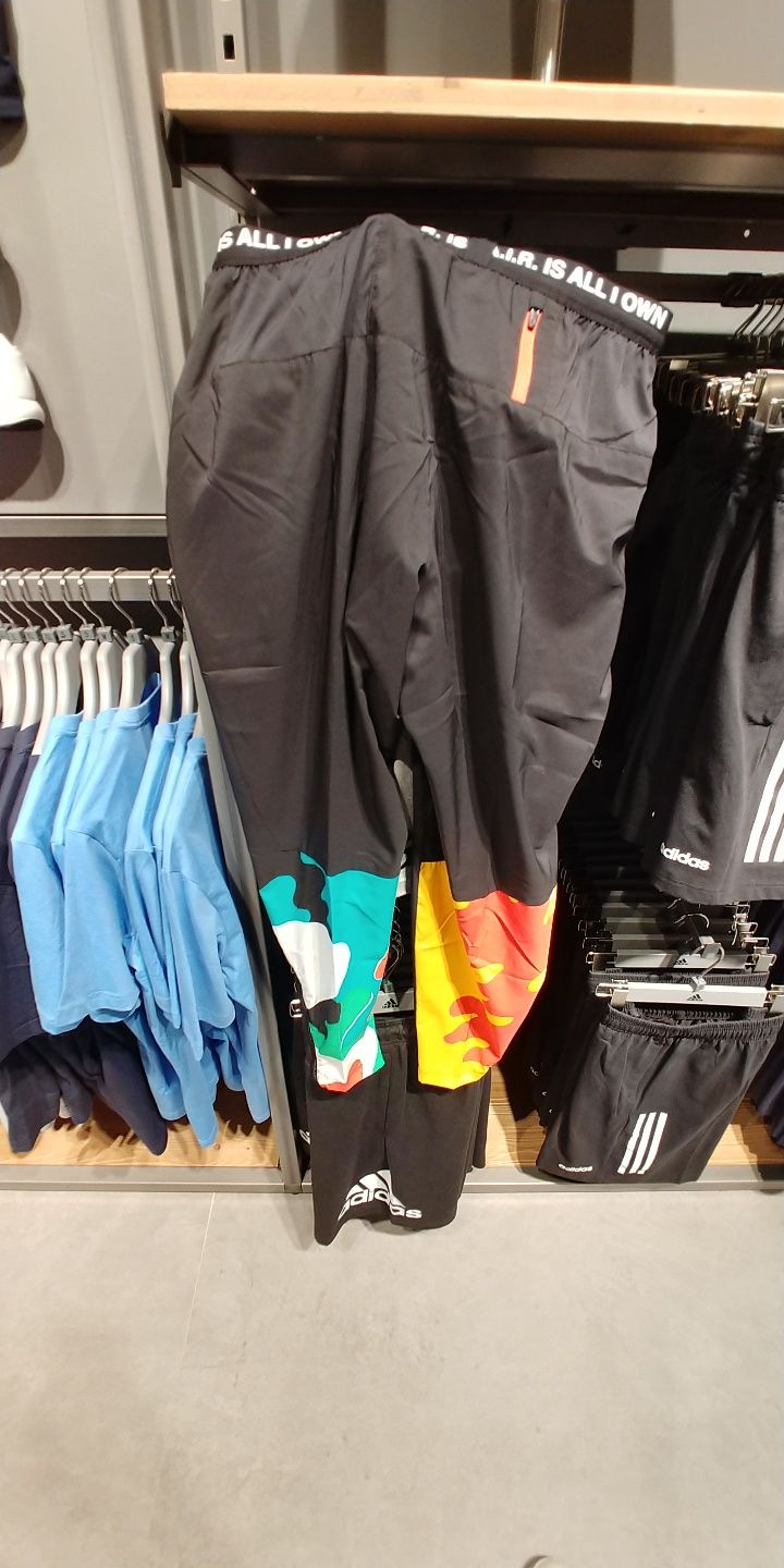 Pantaloni Nike,noi nouti/etichetă.ORIGINALI.