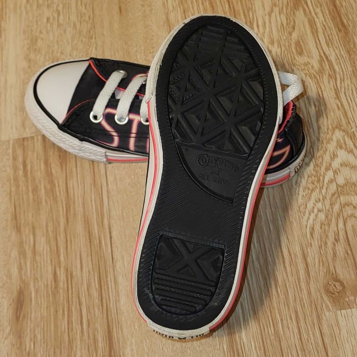 Tenesi Converse All-Star pt fete - size 28, ca noi