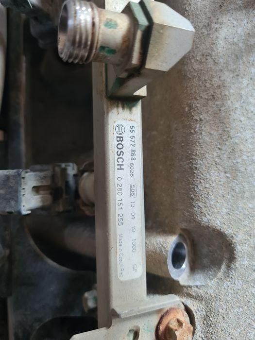 Rampa injectoare Opel Zafira B Facelift 1.6CNG A16XNT