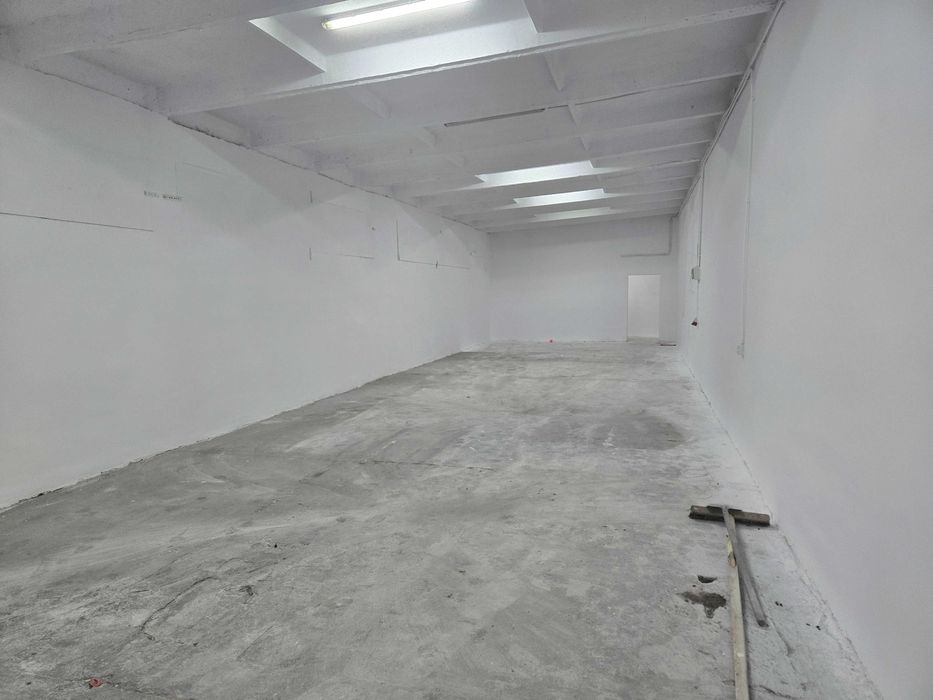 2.2-3.5 EUR MP HALA INDUSTRIALA 320 MP 360 MP  1000 MP 2500 MP