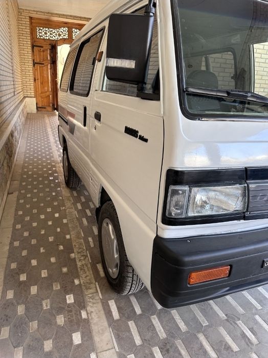 Damas Sotiladi 1999yil