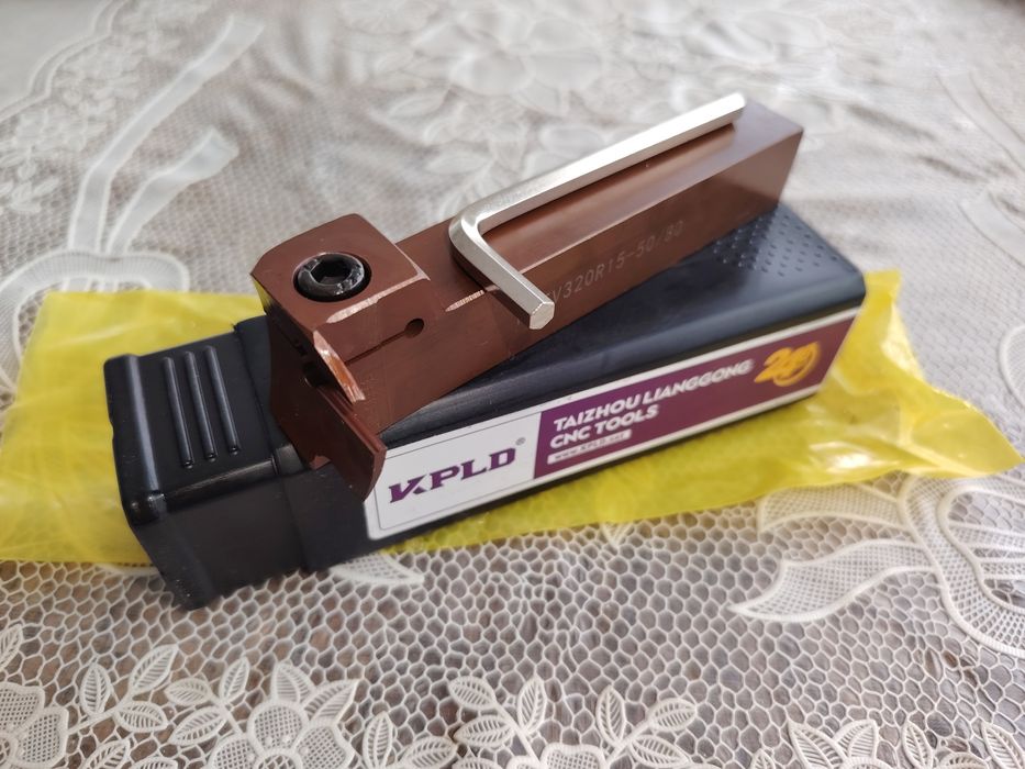 Резец токарный торцевой канавочный 50/80 мм