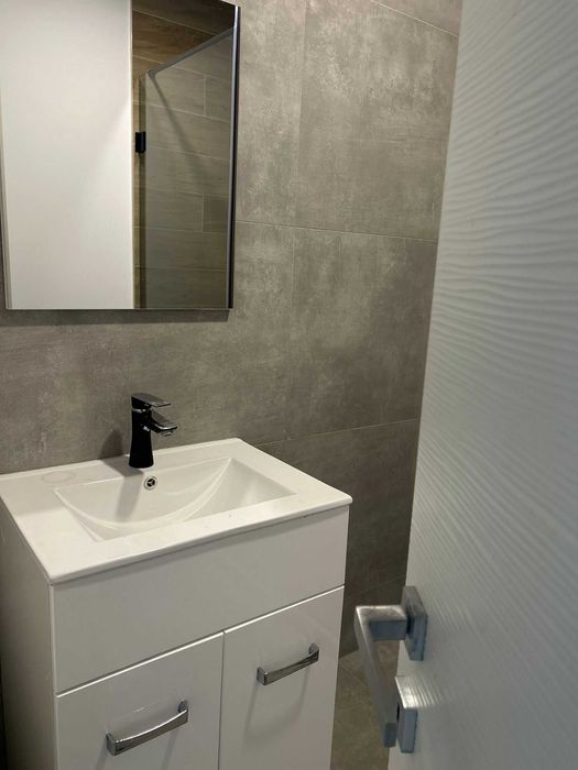 Apartament 2 camere - Sisesti