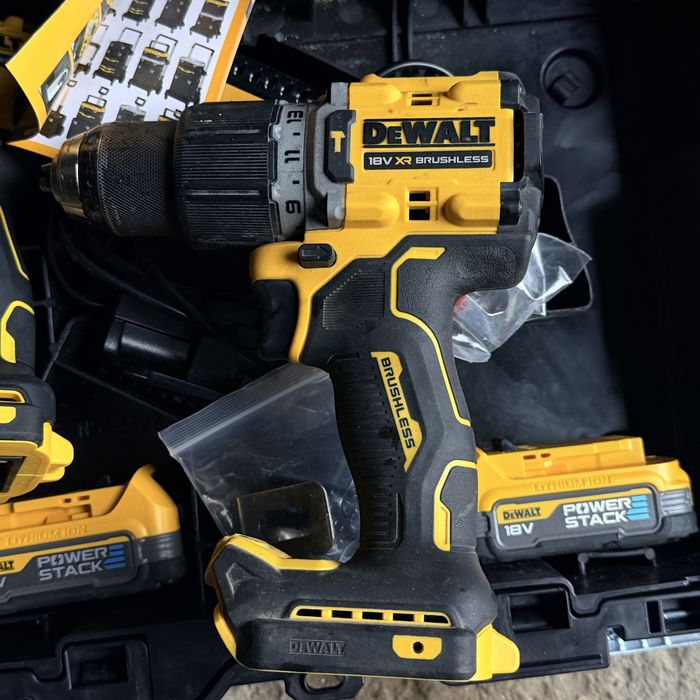 Dewalt 2/1 компактен винтоверт