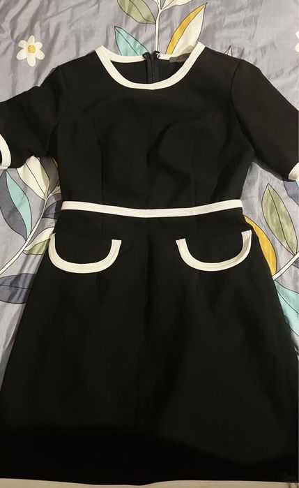 Әдемі көйлек кешкі отырыстарға арналған киілмеген размер 40……………………..