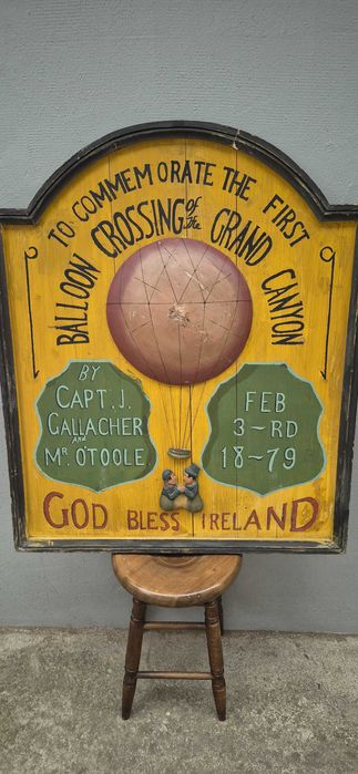 Стари дървени табели