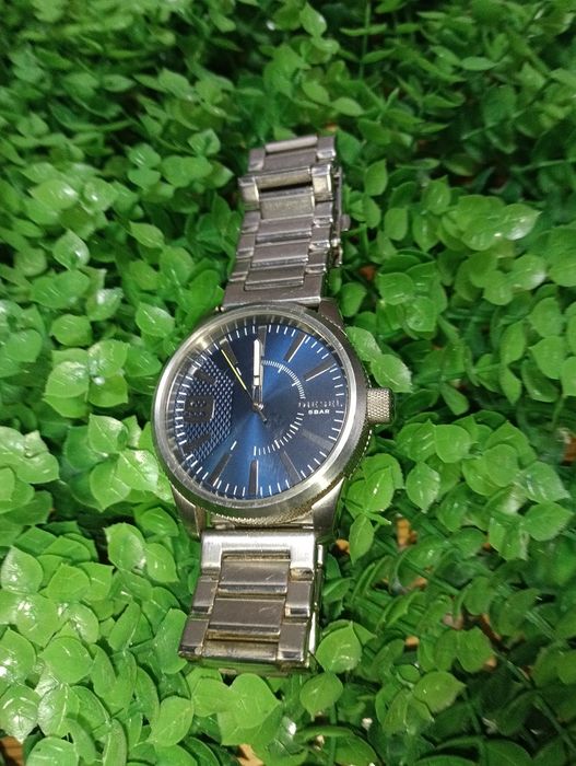 Масивен часовник Diesel Blue 5 Bar - 165 лв