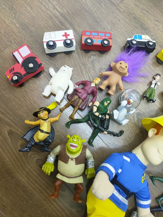 Играчки за момче/ пожарникаря Сам/ дървени колички/ Батман