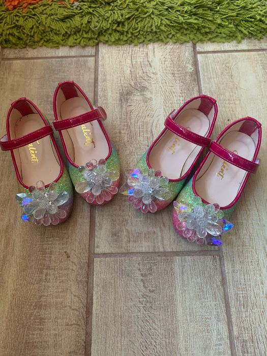 Детские      туфли