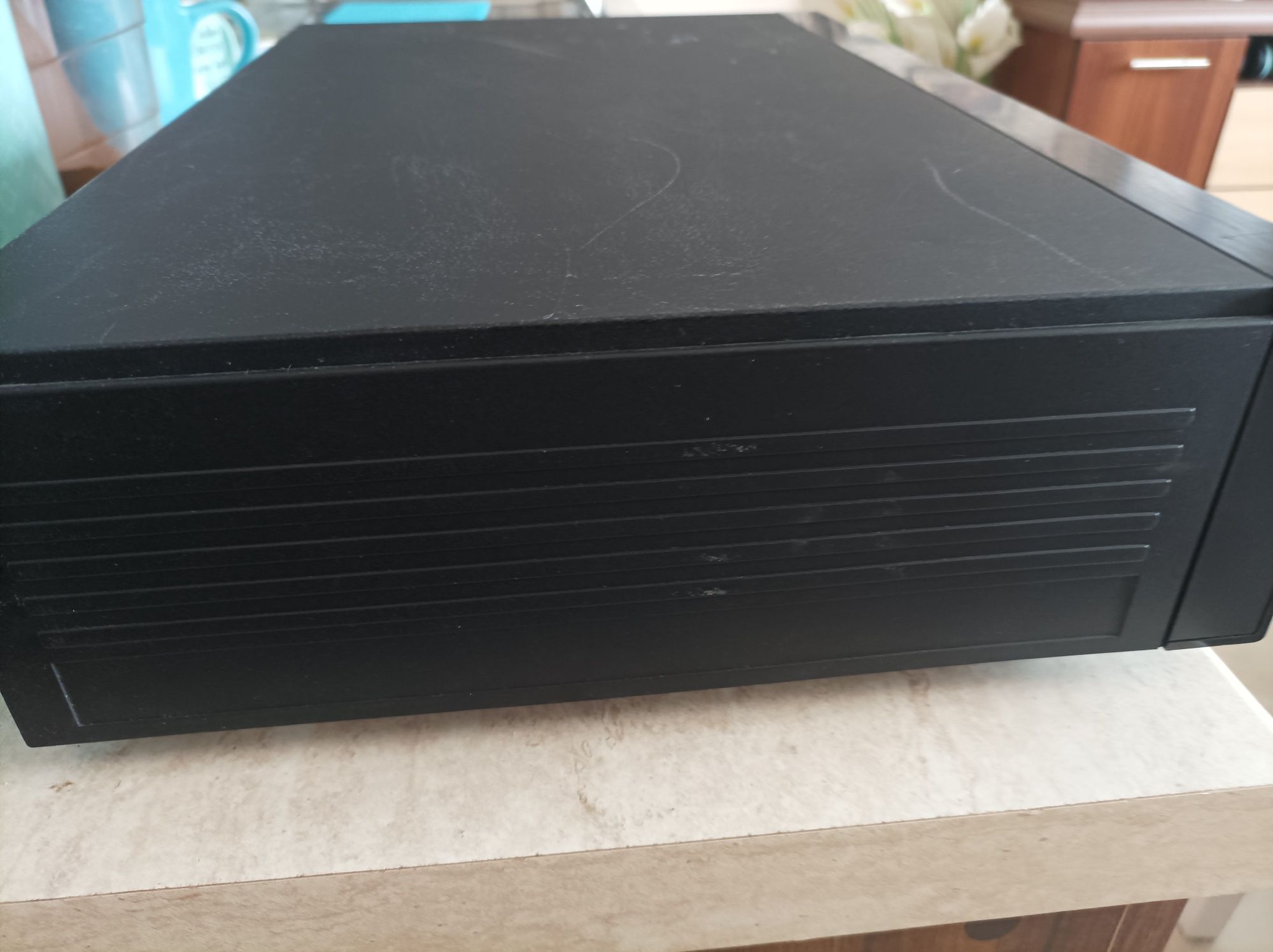 Продавам cd player CD 604 и тунер FT650 на Phillips