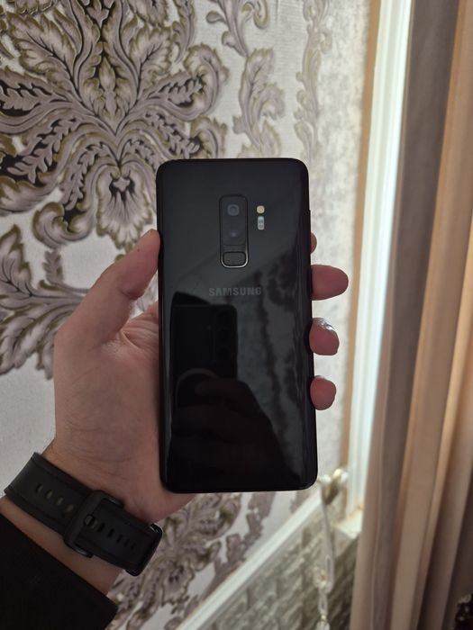 Srochno Samung S9Plus 64/4 g 2sim sotiladi