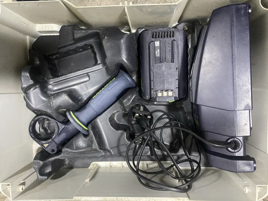 Baterie 5.2 ah, incarcator si valiza festool