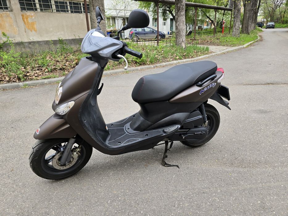 Scuter Yamaha neos 4 SA46 49cc