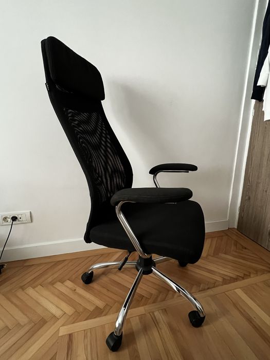 Scaun de birou negru