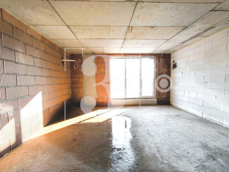 Продава се Четиристаен апартамент в София, Люлин 5 - 139 кв.м за 1554 €/кв.м - Снимка #6