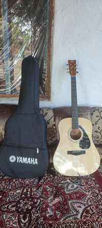 Продам гитару 6 струнную производсво Индонезия