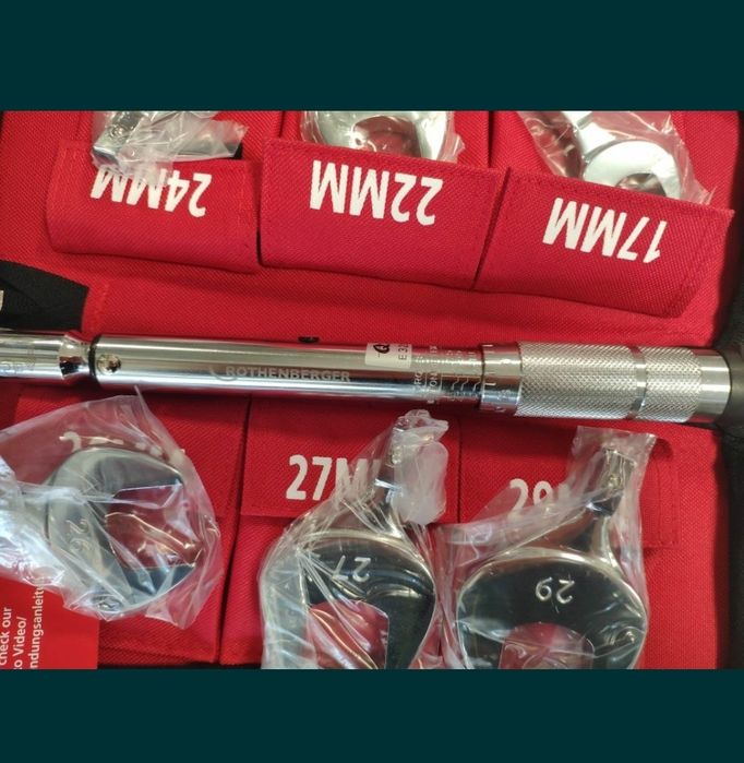 Чисто нов циркуляр за керамика,грес и др.Bosch 140