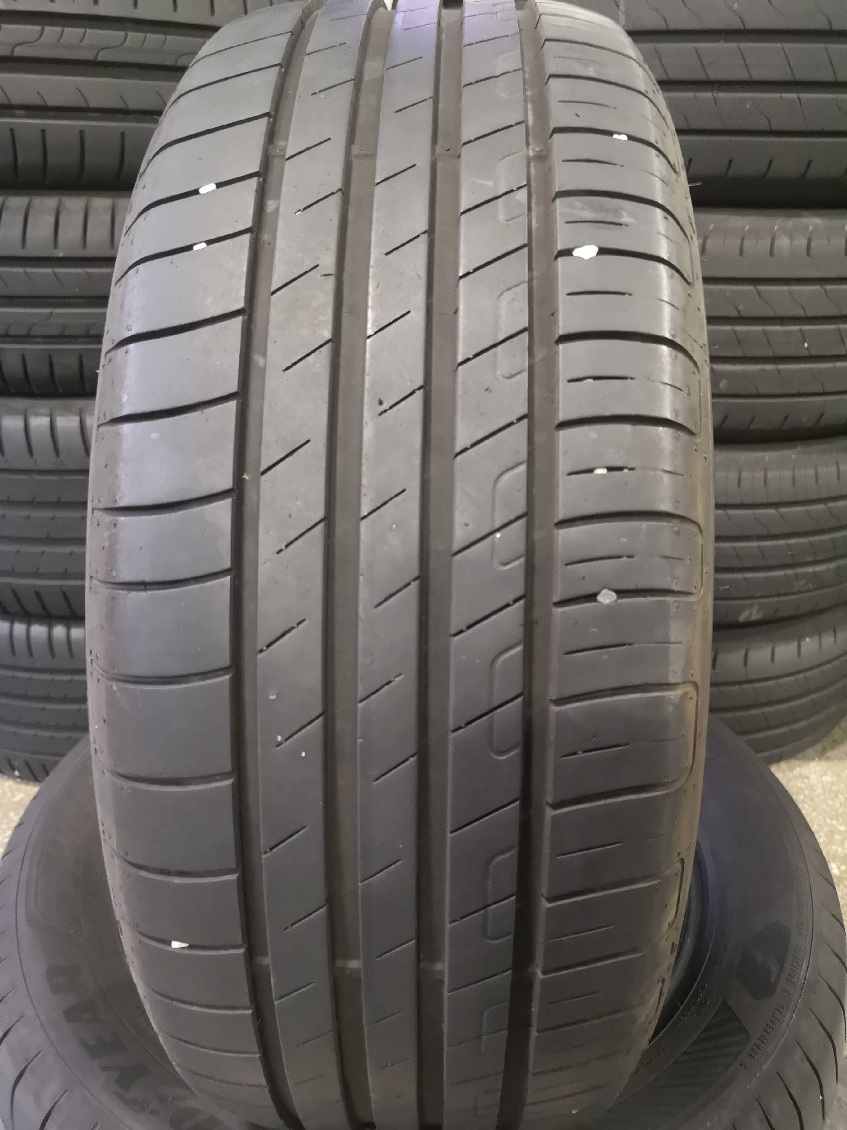 2бр 225/55/17 GOODYEAR 7мм грайфер дот:5021 безплатен монтаж