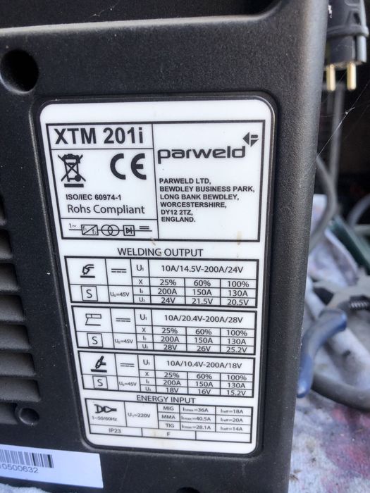 Aparat sudare MIG-MAG PARWELD XTM 201 i