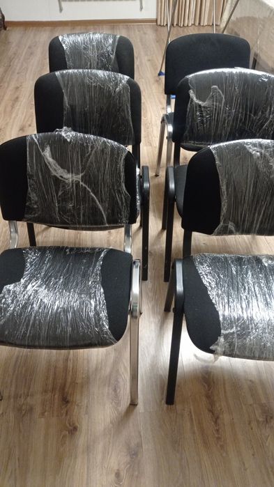 Стулья б/у в хорошем состоянии
