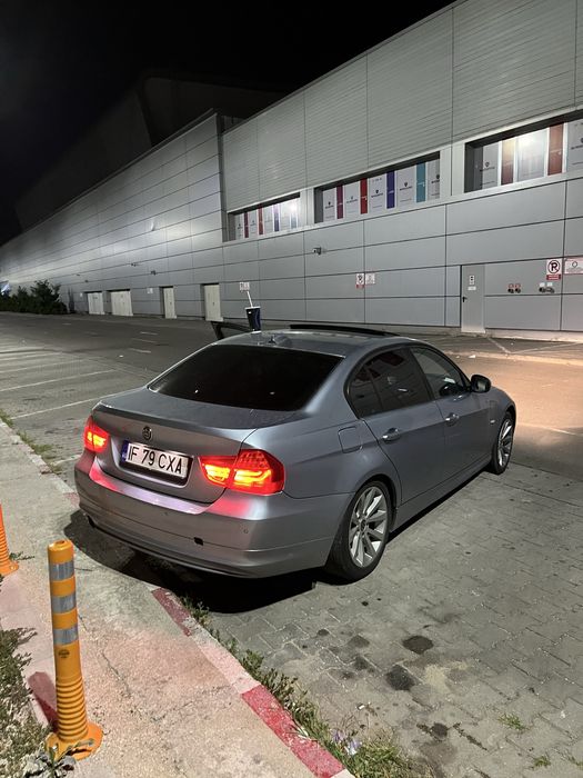 Bmw e90 320dfl distributie schimbata