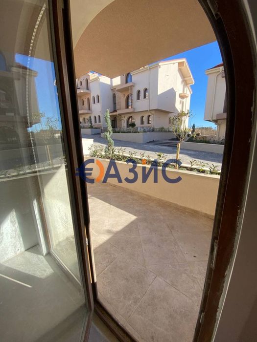 # 33645090 Двустаен апартамент в комплекс Гранд Вилидж (2), Кошарица.