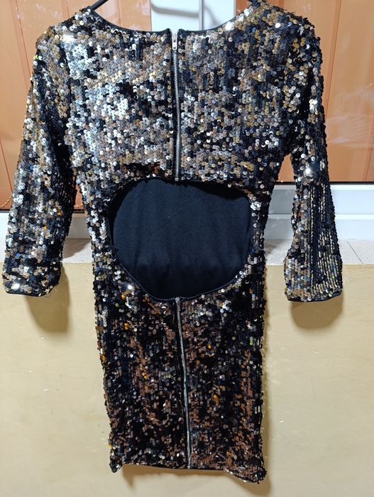 Rochie scurta eleganta cu paiete